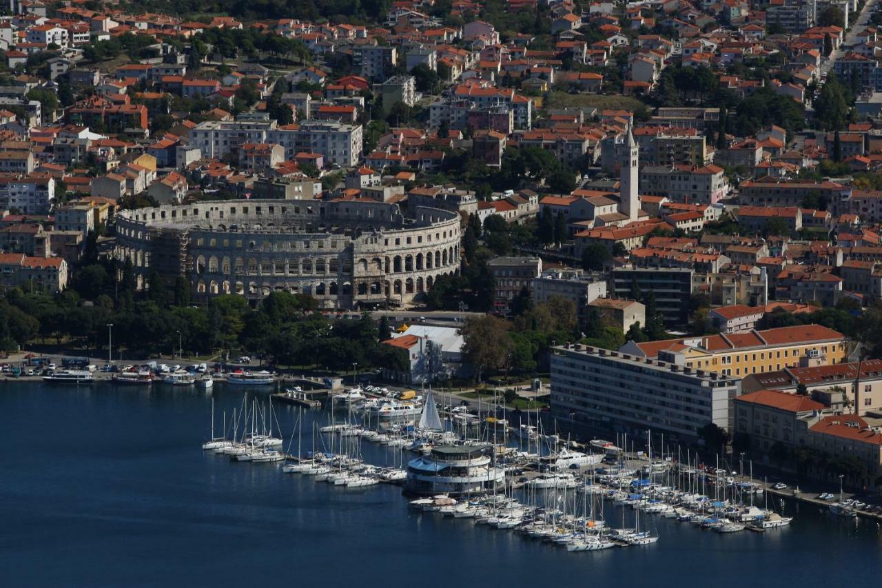 Apartment Petrinic V Πούλα Εξωτερικό φωτογραφία